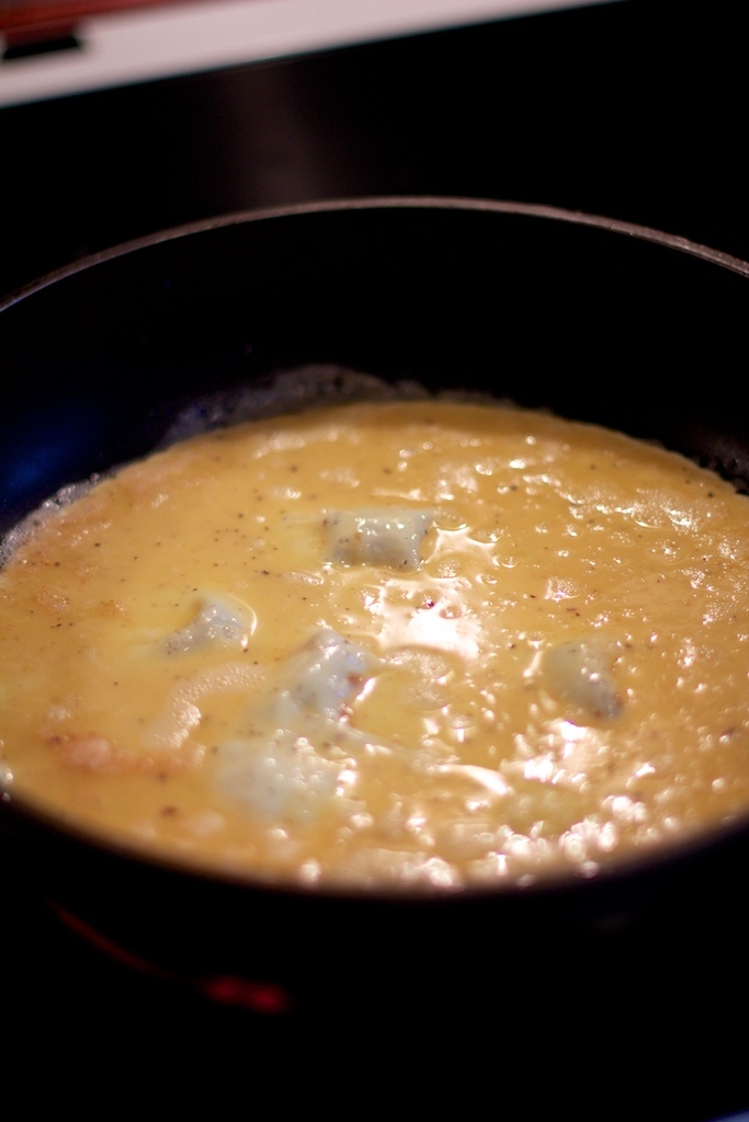 Omelet med spicy champignon ala creme - Næsten for nemt.