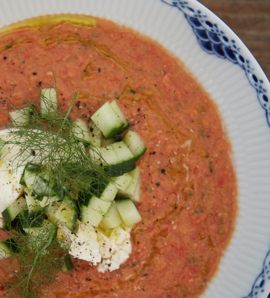 Gazpacho - kold tomatsuppe til undsætning i hedebølgen.